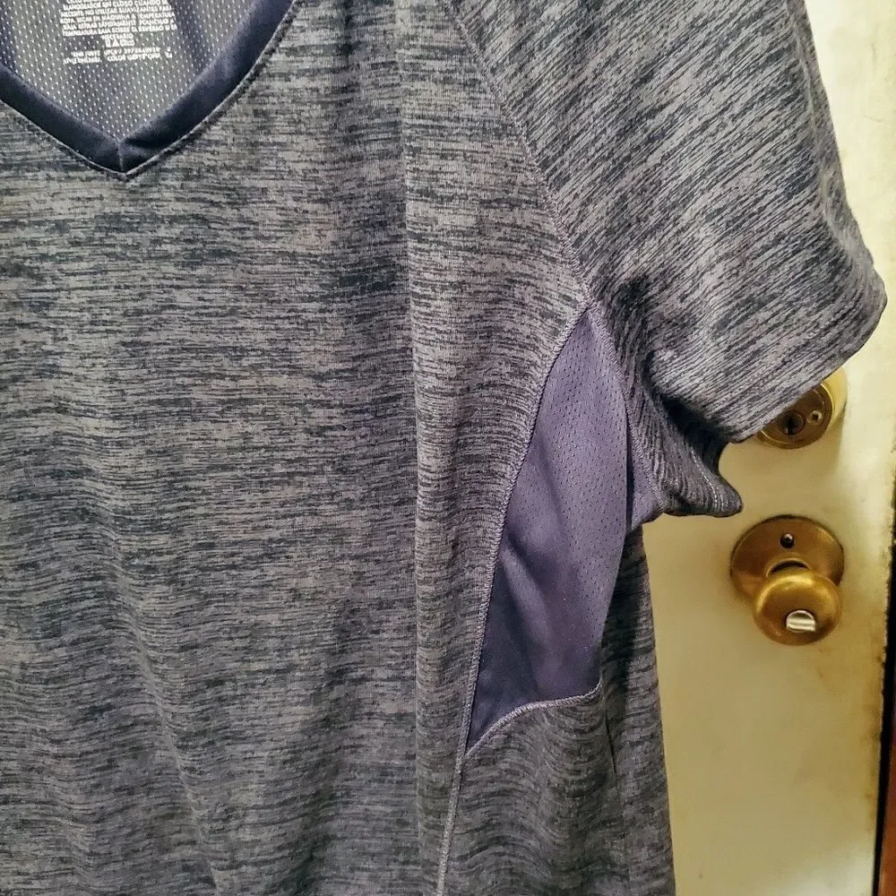 Danskin gray v neck athletic top - Picture 2 of 6